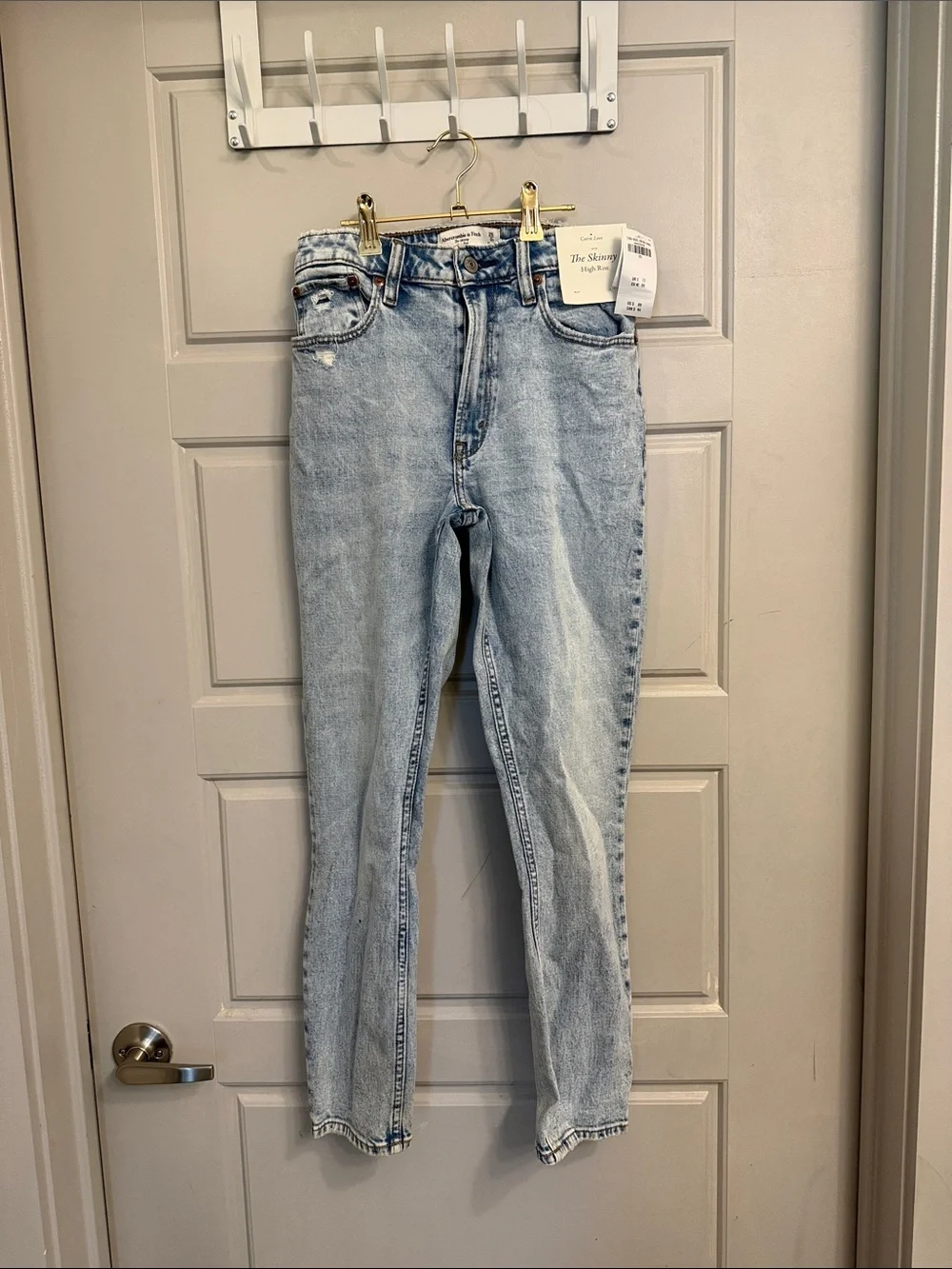 NWT Abercrombie & Fitch The Skinny high rise curve love jeans